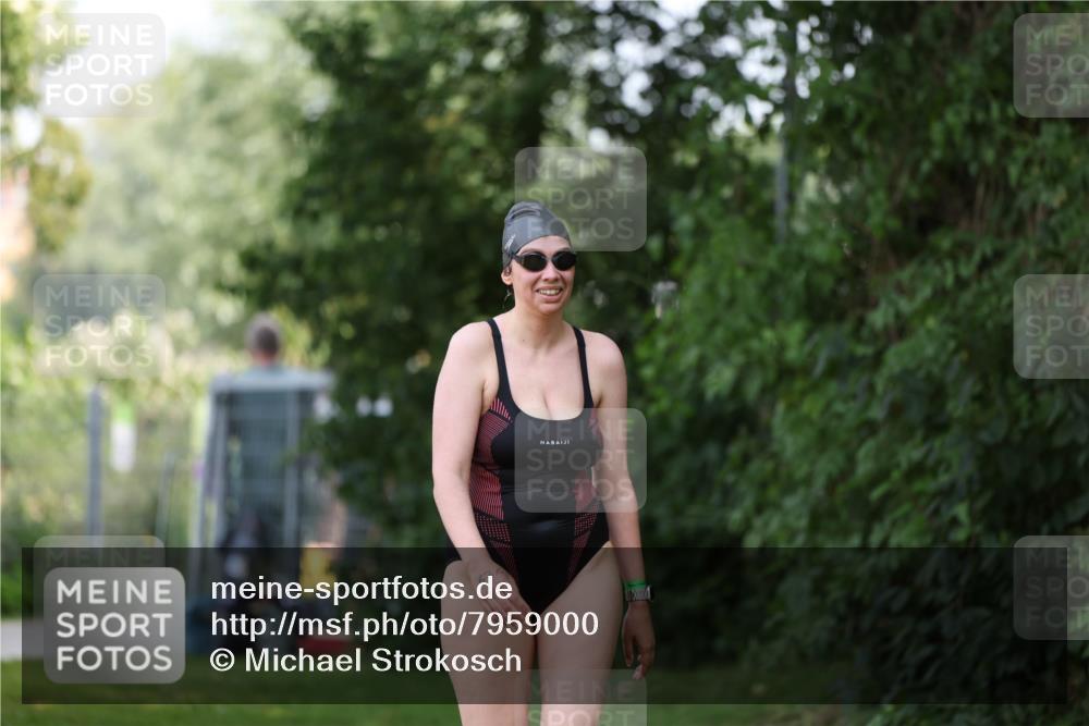 15.06.2025 - 7 Türme Triathlon Michael Strokosch http://msf.ph/oto/7959000 15.06.2025 12:43:20 Schwimmen 636 meine-sportfotos.de