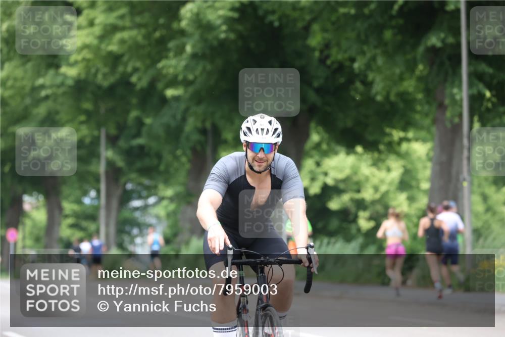 15.06.2025 - 7 Türme Triathlon Yannick Fuchs http://msf.ph/oto/7959003 15.06.2025 13:47:01 Radfahren 474, 929 meine-sportfotos.de