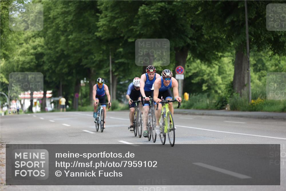 15.06.2025 - 7 Türme Triathlon Yannick Fuchs http://msf.ph/oto/7959102 15.06.2025 09:51:11 Radfahren 48, 49 meine-sportfotos.de