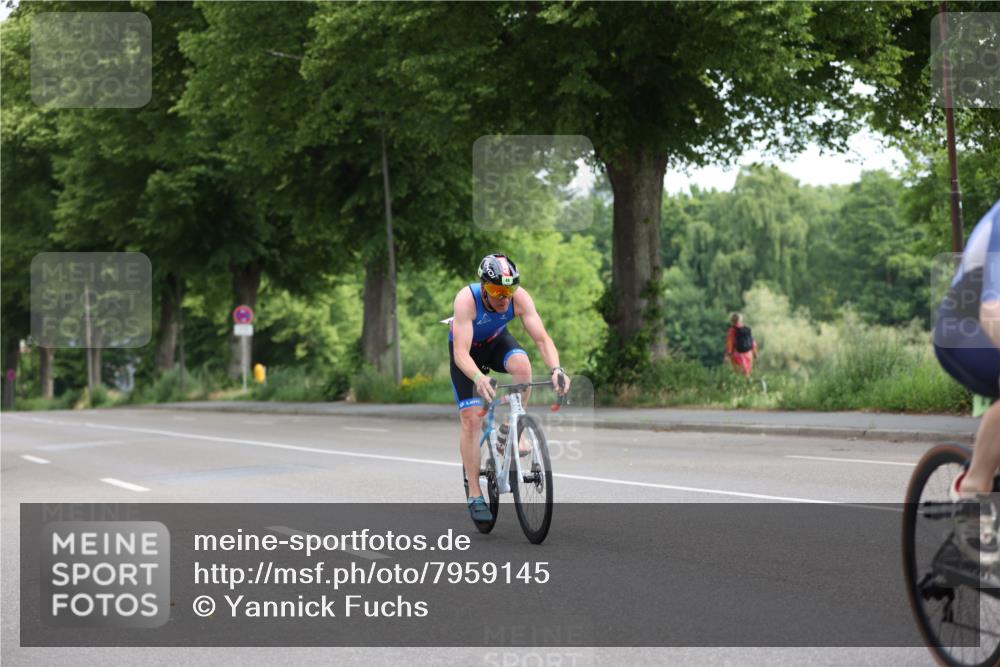 15.06.2025 - 7 Türme Triathlon Yannick Fuchs http://msf.ph/oto/7959145 15.06.2025 09:51:12 Radfahren 48, 49 meine-sportfotos.de