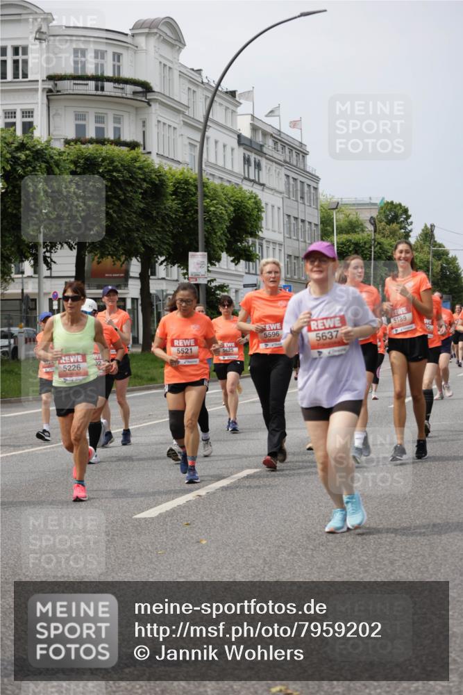 15.06.2025 - REWE Women's Run Jannik Wohlers http://msf.ph/oto/7959202 15.06.2025 09:44:46 Laufen 5521, 5596, 5625, 5226, 02, 5637, 5189, 50 meine-sportfotos.de