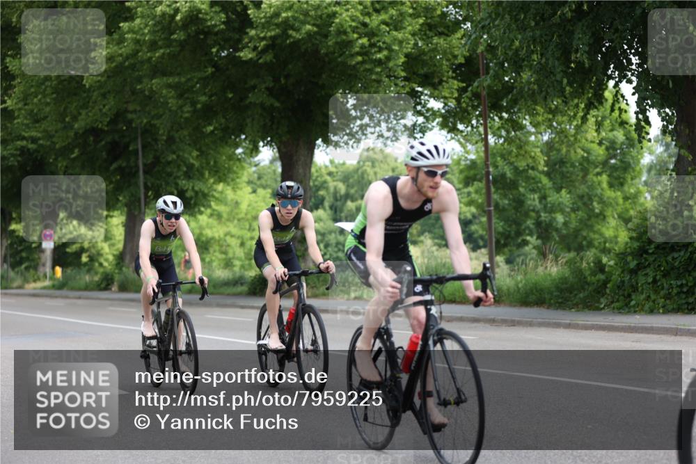 15.06.2025 - 7 Türme Triathlon Yannick Fuchs http://msf.ph/oto/7959225 15.06.2025 09:51:26 Radfahren 63 meine-sportfotos.de