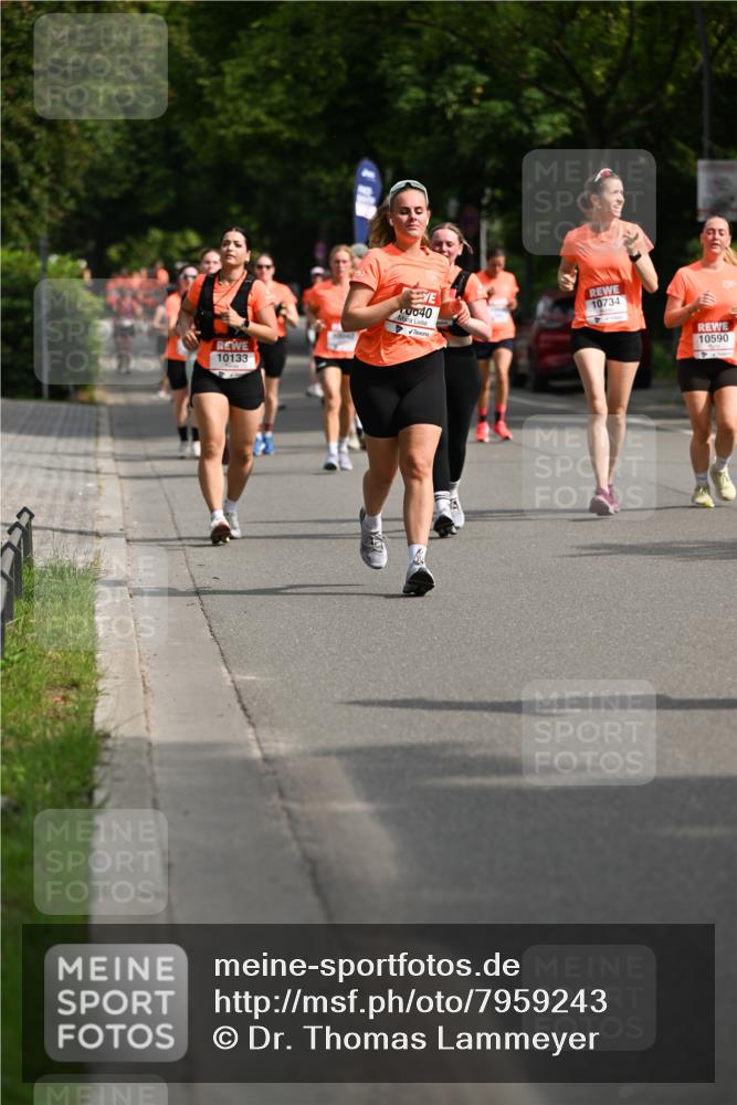 15.06.2025 - REWE Women's Run Dr. Thomas Lammeyer http://msf.ph/oto/7959243 15.06.2025 09:48:50 Laufen 10133, 10734, 040, 10590 meine-sportfotos.de