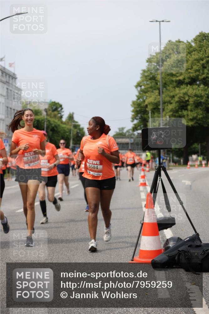 15.06.2025 - REWE Women's Run Jannik Wohlers http://msf.ph/oto/7959259 15.06.2025 09:44:48 Laufen 5584, 5189 meine-sportfotos.de