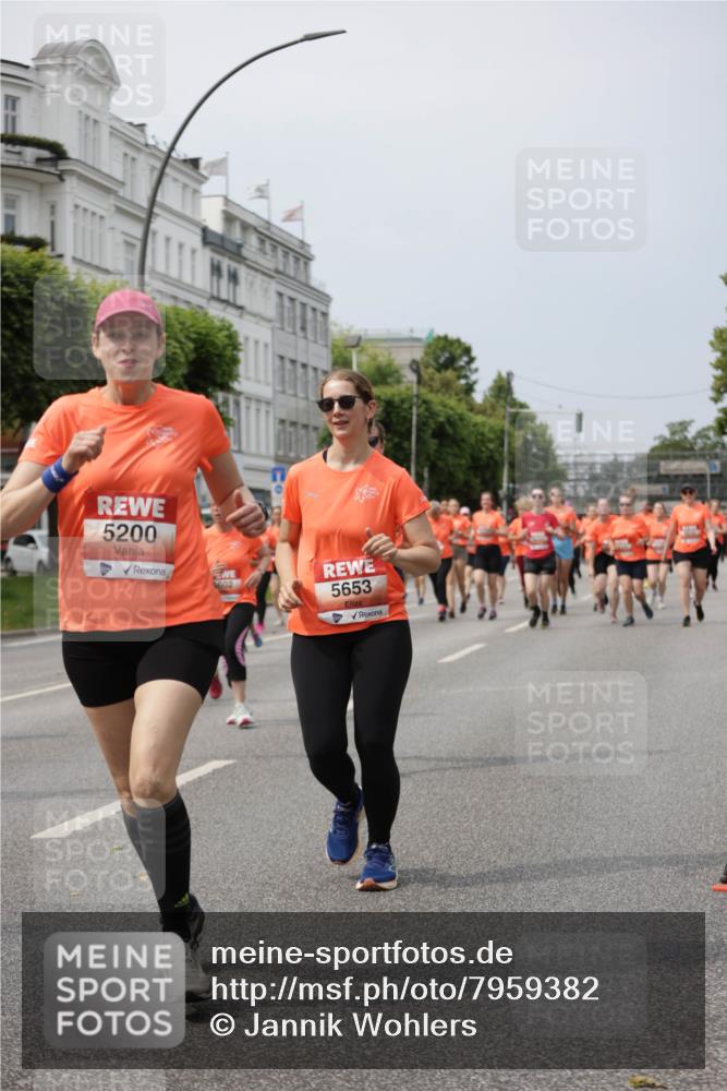 15.06.2025 - REWE Women's Run Jannik Wohlers http://msf.ph/oto/7959382 15.06.2025 09:44:50 Laufen 5200, 602, 5653 meine-sportfotos.de