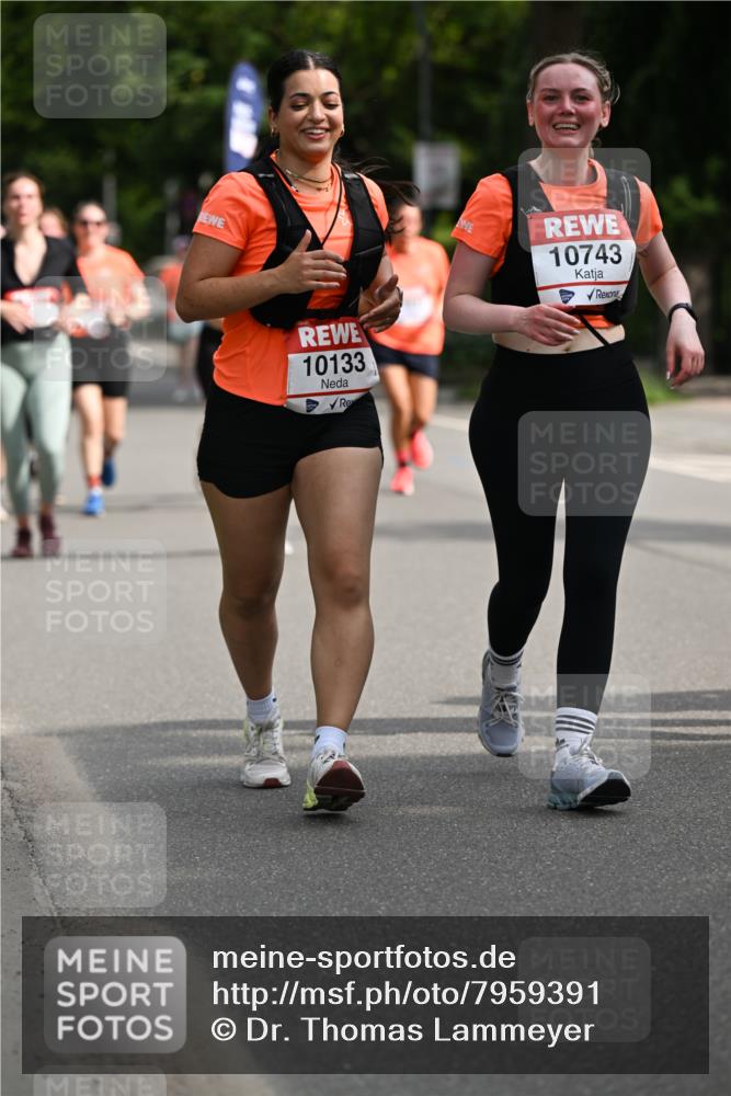 15.06.2025 - REWE Women's Run Dr. Thomas Lammeyer http://msf.ph/oto/7959391 15.06.2025 09:48:54 Laufen 10133, 10743 meine-sportfotos.de