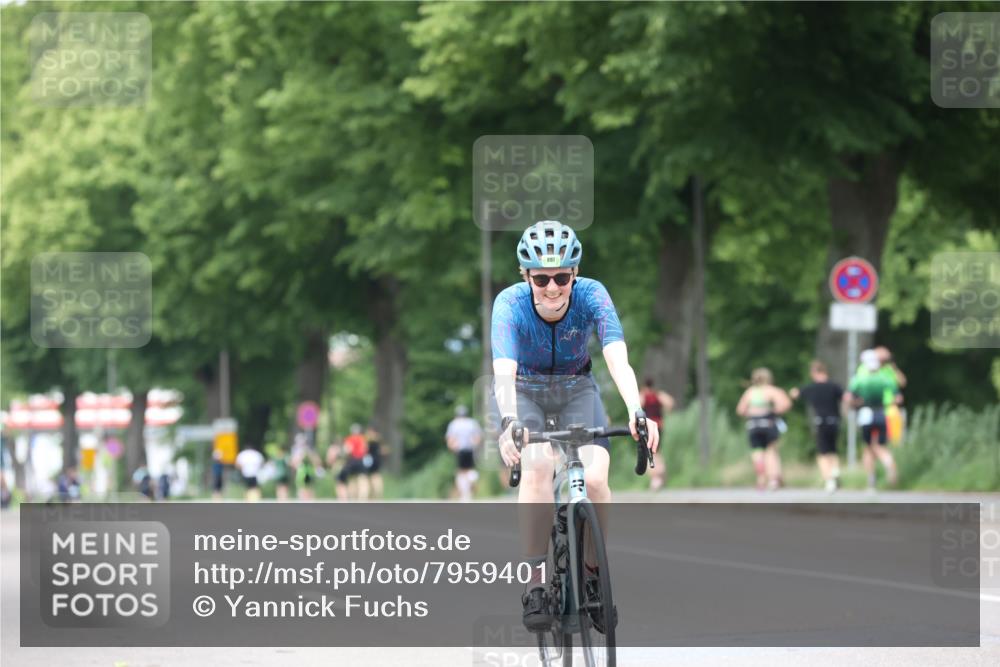 15.06.2025 - 7 Türme Triathlon Yannick Fuchs http://msf.ph/oto/7959401 15.06.2025 13:47:51 Radfahren 897 meine-sportfotos.de