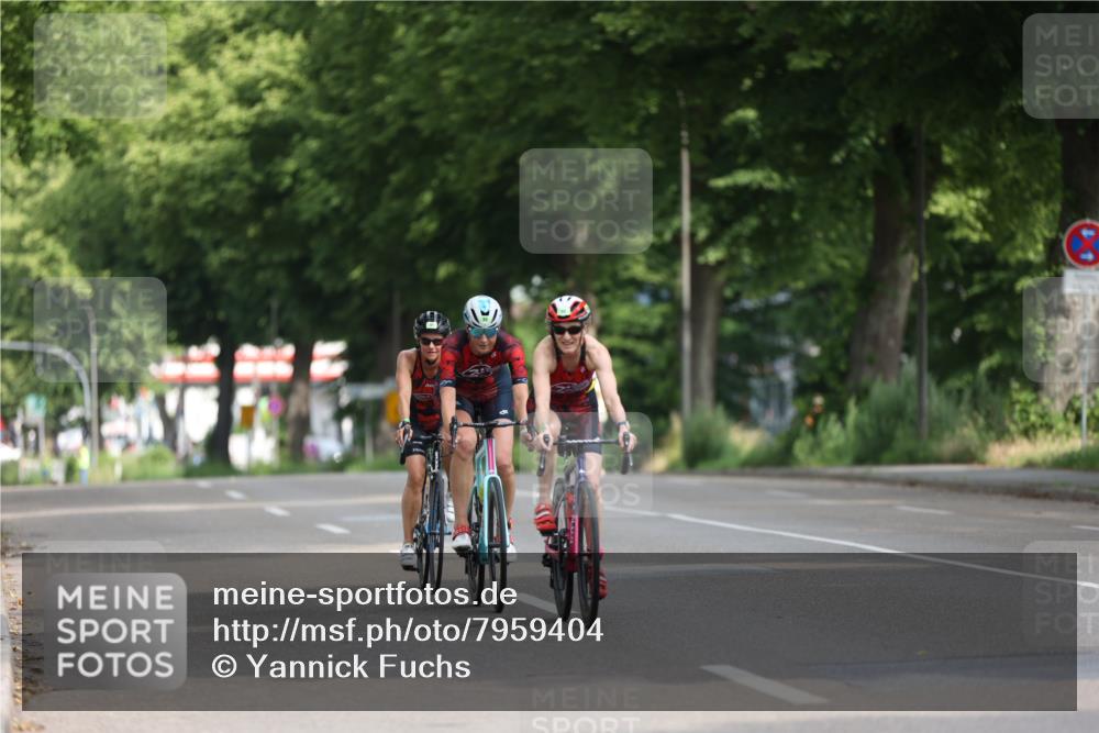 15.06.2025 - 7 Türme Triathlon Yannick Fuchs http://msf.ph/oto/7959404 15.06.2025 09:52:05 Radfahren 90, 91 meine-sportfotos.de