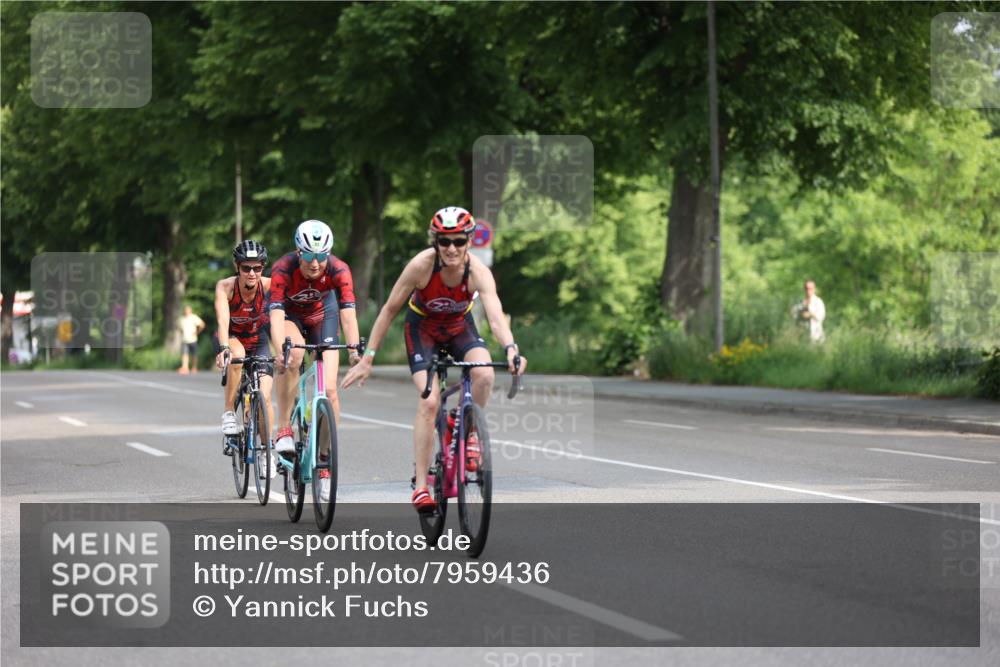 15.06.2025 - 7 Türme Triathlon Yannick Fuchs http://msf.ph/oto/7959436 15.06.2025 09:52:06 Radfahren 90, 91 meine-sportfotos.de