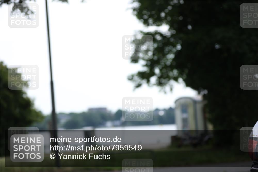 15.06.2025 - 7 Türme Triathlon Yannick Fuchs http://msf.ph/oto/7959549 15.06.2025 09:52:08 Radfahren 90, 91 meine-sportfotos.de