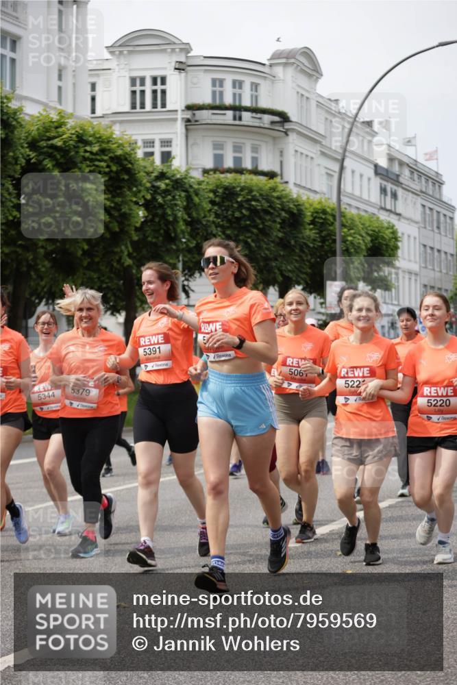 15.06.2025 - REWE Women's Run Jannik Wohlers http://msf.ph/oto/7959569 15.06.2025 09:45:00 Laufen 5344, 5379, 5391, 506, 522, 5220 meine-sportfotos.de