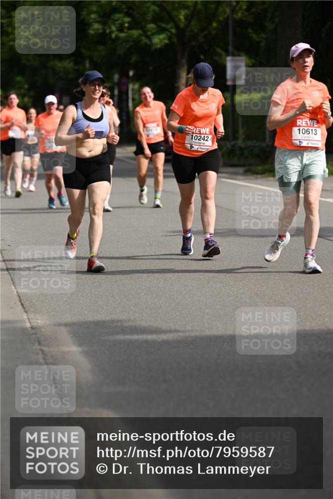 15.06.2025 - REWE Women's Run Dr. Thomas Lammeyer http://msf.ph/oto/7959587 15.06.2025 09:49:04 Laufen 10242, 10613 meine-sportfotos.de