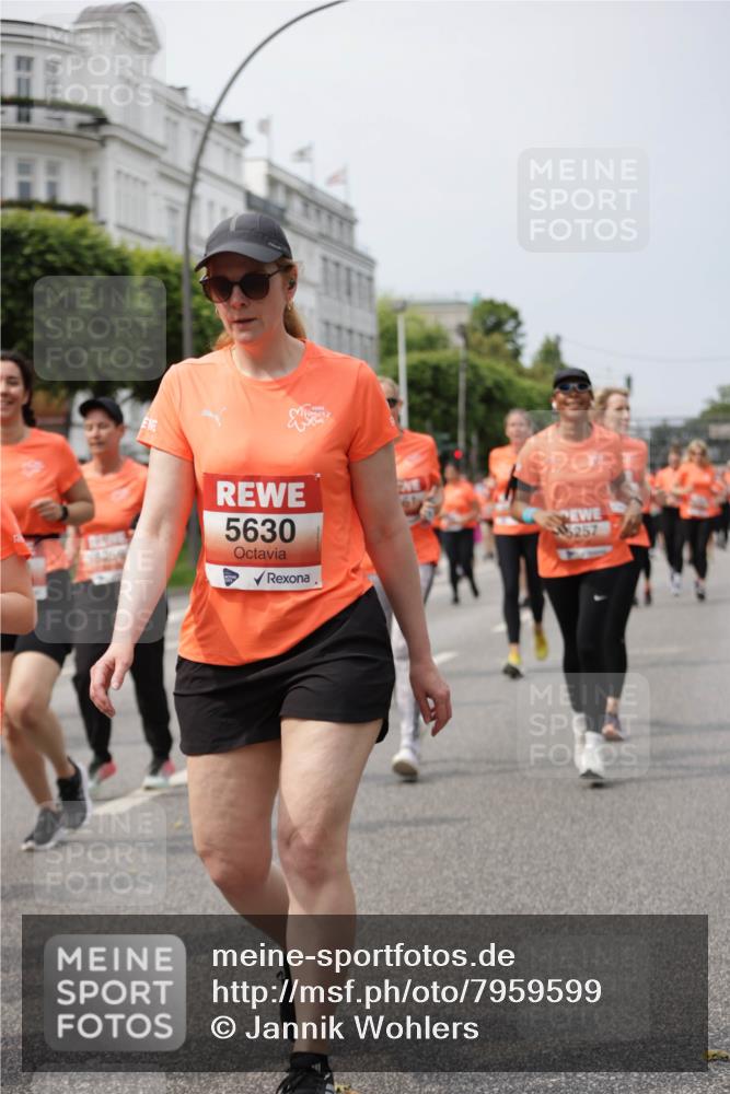 15.06.2025 - REWE Women's Run Jannik Wohlers http://msf.ph/oto/7959599 15.06.2025 09:45:01 Laufen 5630, 5257 meine-sportfotos.de