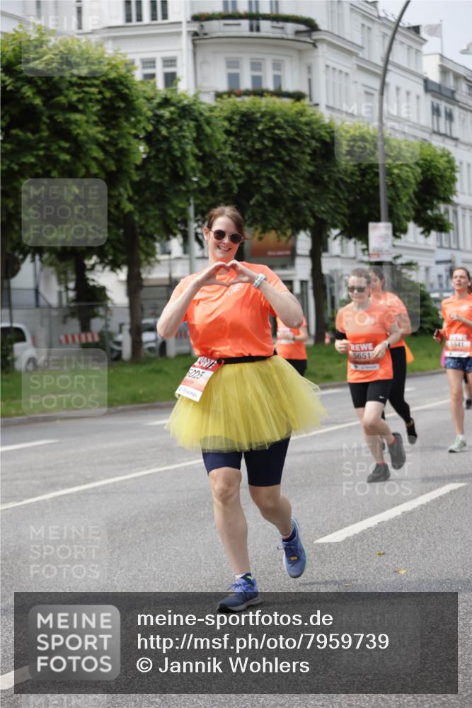 15.06.2025 - REWE Women's Run Jannik Wohlers http://msf.ph/oto/7959739 15.06.2025 09:45:06 Laufen 111111, 5651 meine-sportfotos.de