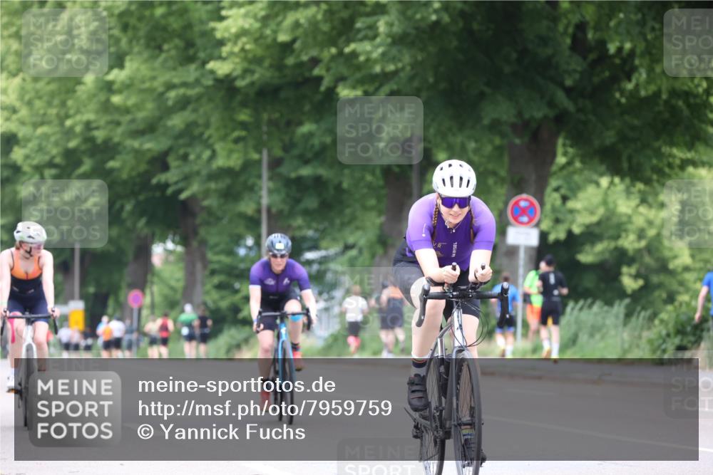 15.06.2025 - 7 Türme Triathlon Yannick Fuchs http://msf.ph/oto/7959759 15.06.2025 13:48:08 Radfahren 482, 711, 724, 876, 1178, 1188 meine-sportfotos.de