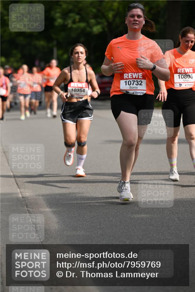 15.06.2025 - REWE Women's Run Dr. Thomas Lammeyer http://msf.ph/oto/7959769 15.06.2025 09:49:12 Laufen 10354, 10732, 10805 meine-sportfotos.de