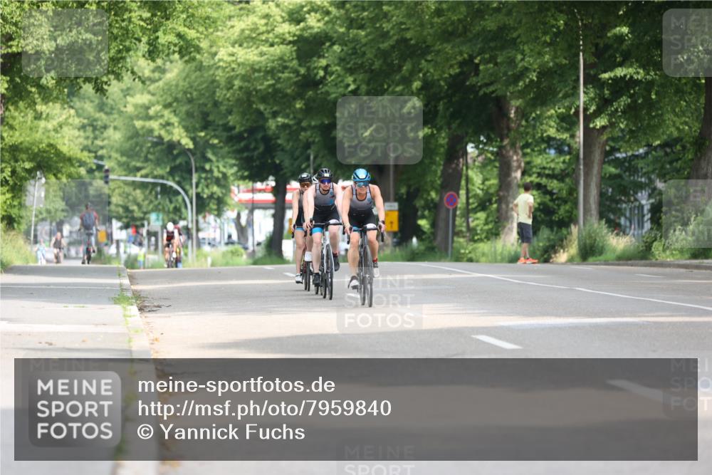 15.06.2025 - 7 Türme Triathlon Yannick Fuchs http://msf.ph/oto/7959840 15.06.2025 09:54:39 Radfahren 109, 111 meine-sportfotos.de