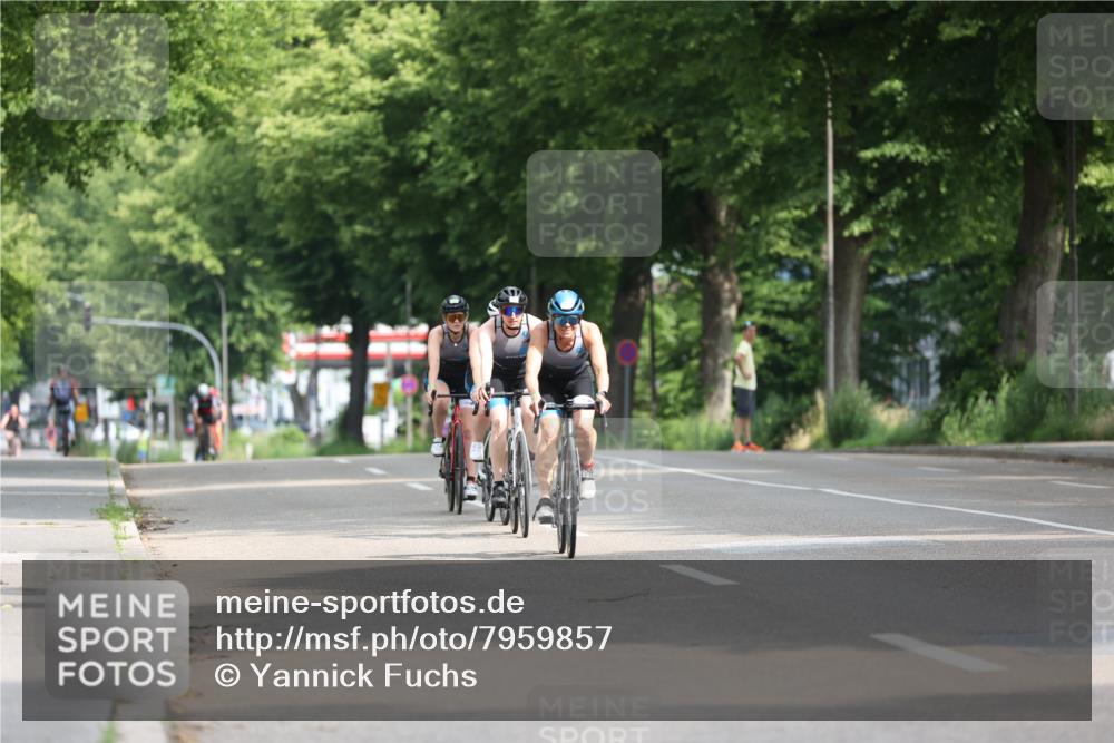 15.06.2025 - 7 Türme Triathlon Yannick Fuchs http://msf.ph/oto/7959857 15.06.2025 09:54:40 Radfahren 109, 111 meine-sportfotos.de