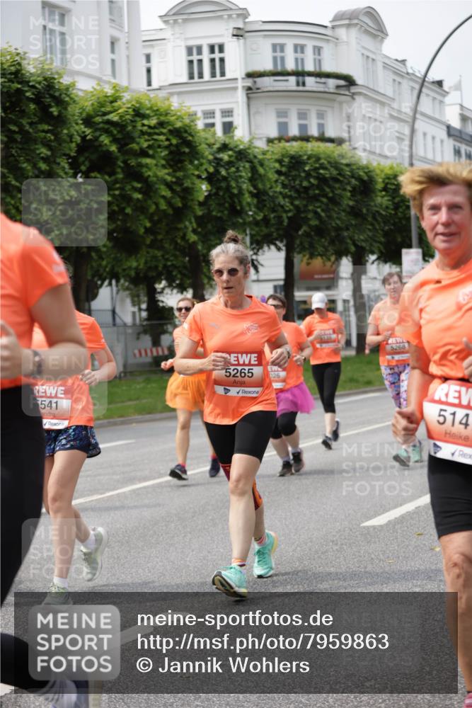 15.06.2025 - REWE Women's Run Jannik Wohlers http://msf.ph/oto/7959863 15.06.2025 09:45:10 Laufen 541, 5265, 026, 5135, 5268, 514 meine-sportfotos.de