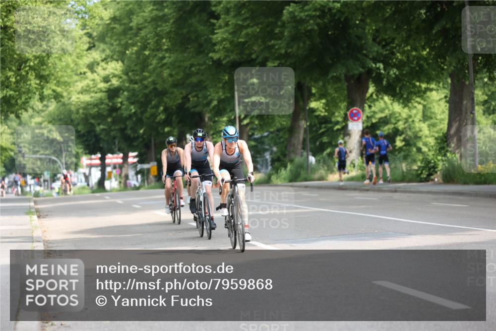 15.06.2025 - 7 Türme Triathlon Yannick Fuchs http://msf.ph/oto/7959868 15.06.2025 09:54:41 Radfahren 109, 111 meine-sportfotos.de