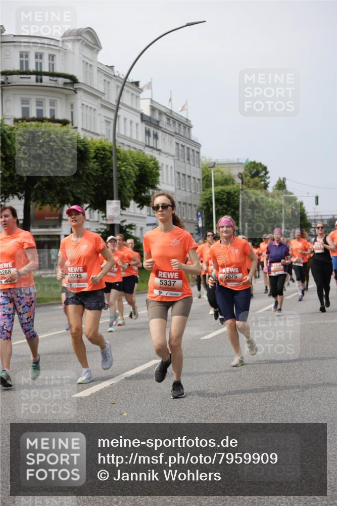 15.06.2025 - REWE Women's Run Jannik Wohlers http://msf.ph/oto/7959909 15.06.2025 09:45:11 Laufen 5268, 5595, 5468, 5075, 5337, 5618 meine-sportfotos.de