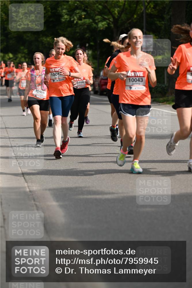 15.06.2025 - REWE Women's Run Dr. Thomas Lammeyer http://msf.ph/oto/7959945 15.06.2025 09:49:20 Laufen 10464, 1001, 0460, 10043 meine-sportfotos.de