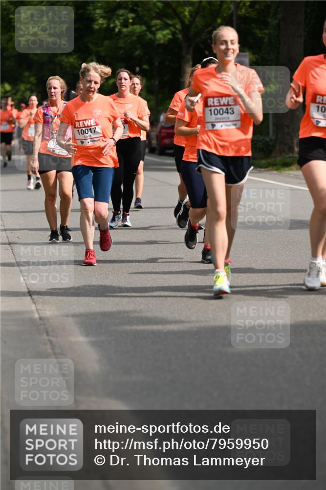 15.06.2025 - REWE Women's Run Dr. Thomas Lammeyer http://msf.ph/oto/7959950 15.06.2025 09:49:20 Laufen 10017, 10043, 10 meine-sportfotos.de
