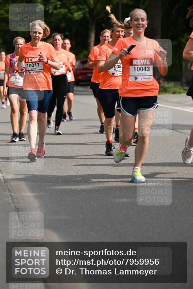 15.06.2025 - REWE Women's Run Dr. Thomas Lammeyer http://msf.ph/oto/7959956 15.06.2025 09:49:21 Laufen 10017, 0383, 10043 meine-sportfotos.de