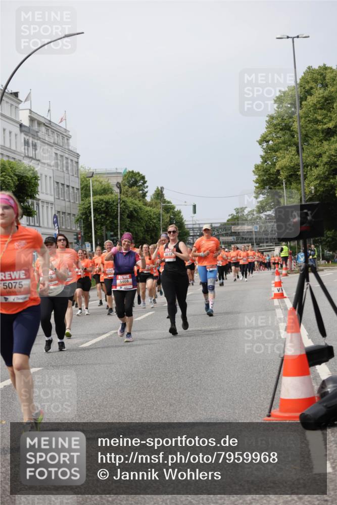 15.06.2025 - REWE Women's Run Jannik Wohlers http://msf.ph/oto/7959968 15.06.2025 09:45:13 Laufen 5075, 76, 1000, 5468, 5618 meine-sportfotos.de