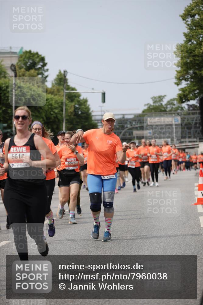 15.06.2025 - REWE Women's Run Jannik Wohlers http://msf.ph/oto/7960038 15.06.2025 09:45:14 Laufen 5618, 5076 meine-sportfotos.de