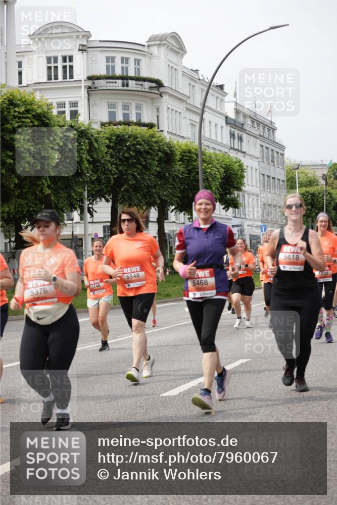 15.06.2025 - REWE Women's Run Jannik Wohlers http://msf.ph/oto/7960067 15.06.2025 09:45:15 Laufen 5376, 5146, 5548, 5468, 5618, 5530 meine-sportfotos.de