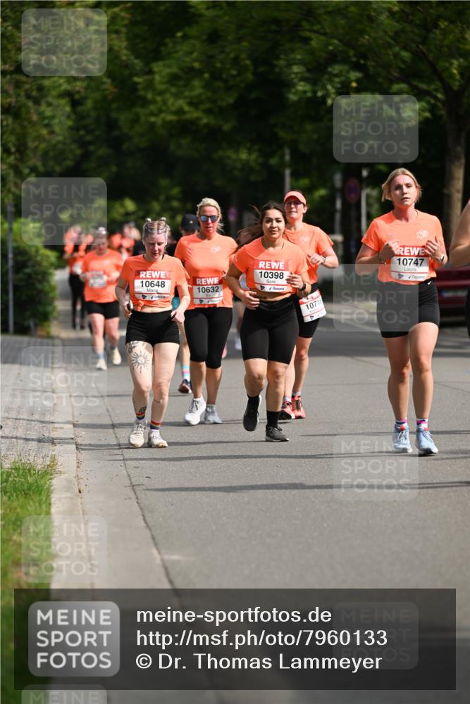 15.06.2025 - REWE Women's Run Dr. Thomas Lammeyer http://msf.ph/oto/7960133 15.06.2025 09:49:34 Laufen 10648, 10632, 10398, 10718, 10747 meine-sportfotos.de