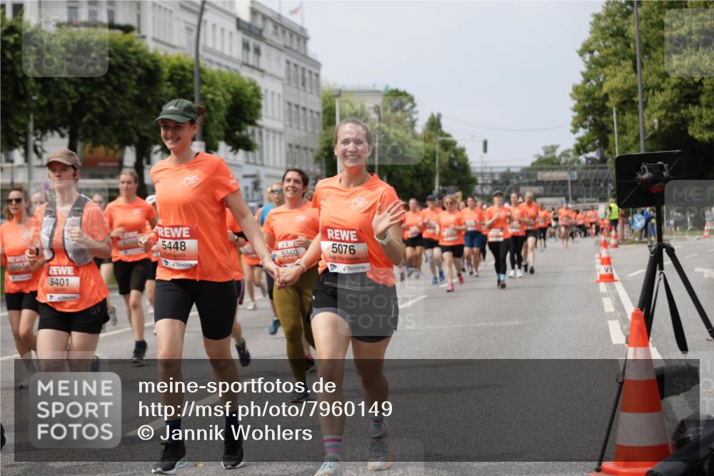 15.06.2025 - REWE Women's Run Jannik Wohlers http://msf.ph/oto/7960149 15.06.2025 09:45:19 Laufen 509, 5401, 5448, 5560, 5076 meine-sportfotos.de