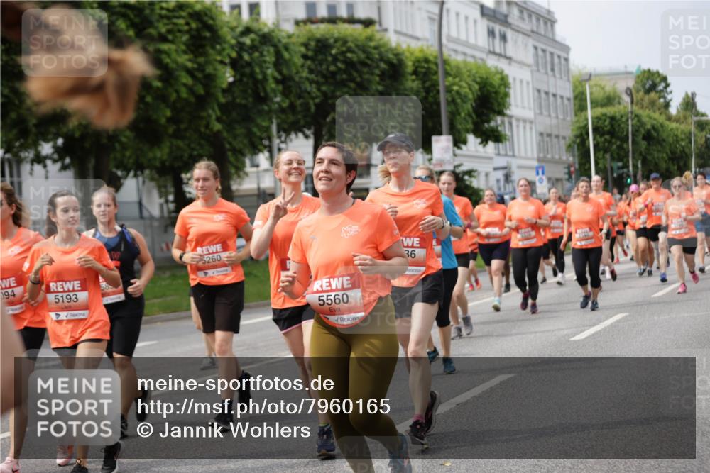 15.06.2025 - REWE Women's Run Jannik Wohlers http://msf.ph/oto/7960165 15.06.2025 09:45:21 Laufen 094, 5193, 5260, 5560, 36, 1900 meine-sportfotos.de