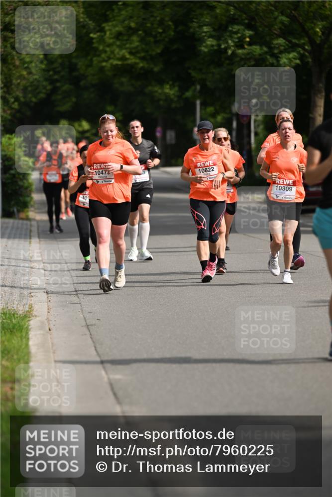 15.06.2025 - REWE Women's Run Dr. Thomas Lammeyer http://msf.ph/oto/7960225 15.06.2025 09:49:40 Laufen 10822, 10472, 10309 meine-sportfotos.de