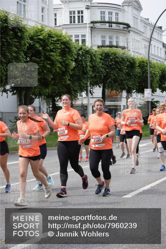 15.06.2025 - REWE Women's Run Jannik Wohlers http://msf.ph/oto/7960239 15.06.2025 09:45:25 Laufen 5274, 5339, 547, 5340, 557 meine-sportfotos.de