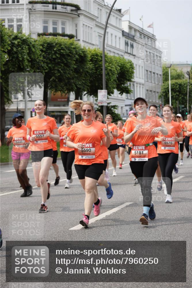 15.06.2025 - REWE Women's Run Jannik Wohlers http://msf.ph/oto/7960250 15.06.2025 09:45:26 Laufen 5440, 5557, 5590, 5181, 5570 meine-sportfotos.de
