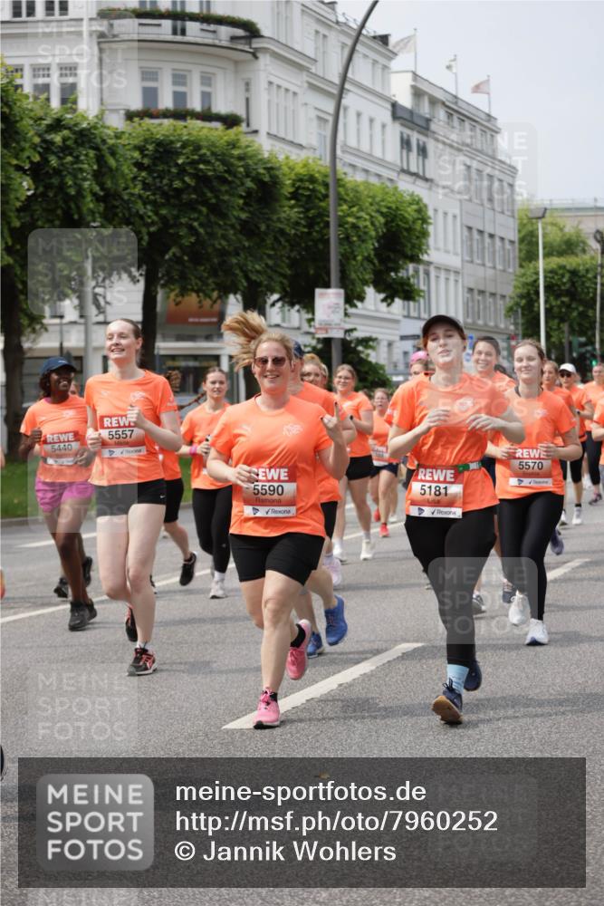 15.06.2025 - REWE Women's Run Jannik Wohlers http://msf.ph/oto/7960252 15.06.2025 09:45:26 Laufen 5440, 5557, 5590, 5181, 5570 meine-sportfotos.de