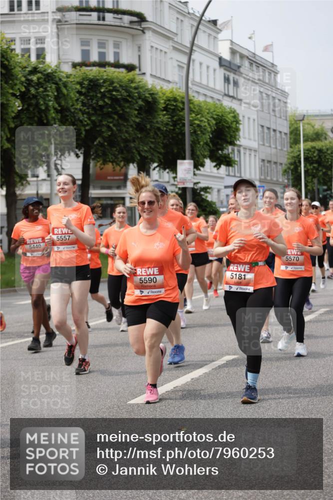 15.06.2025 - REWE Women's Run Jannik Wohlers http://msf.ph/oto/7960253 15.06.2025 09:45:26 Laufen 5440, 5557, 5570, 5181, 5590 meine-sportfotos.de