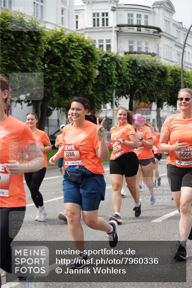 15.06.2025 - REWE Women's Run Jannik Wohlers http://msf.ph/oto/7960336 15.06.2025 09:45:29 Laufen 5288, 6278, 5666 meine-sportfotos.de