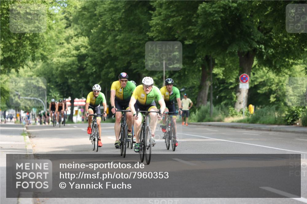 15.06.2025 - 7 Türme Triathlon Yannick Fuchs http://msf.ph/oto/7960353 15.06.2025 09:55:56 Radfahren 51, 52, 53, 55, 93, 94, 95, 115 meine-sportfotos.de