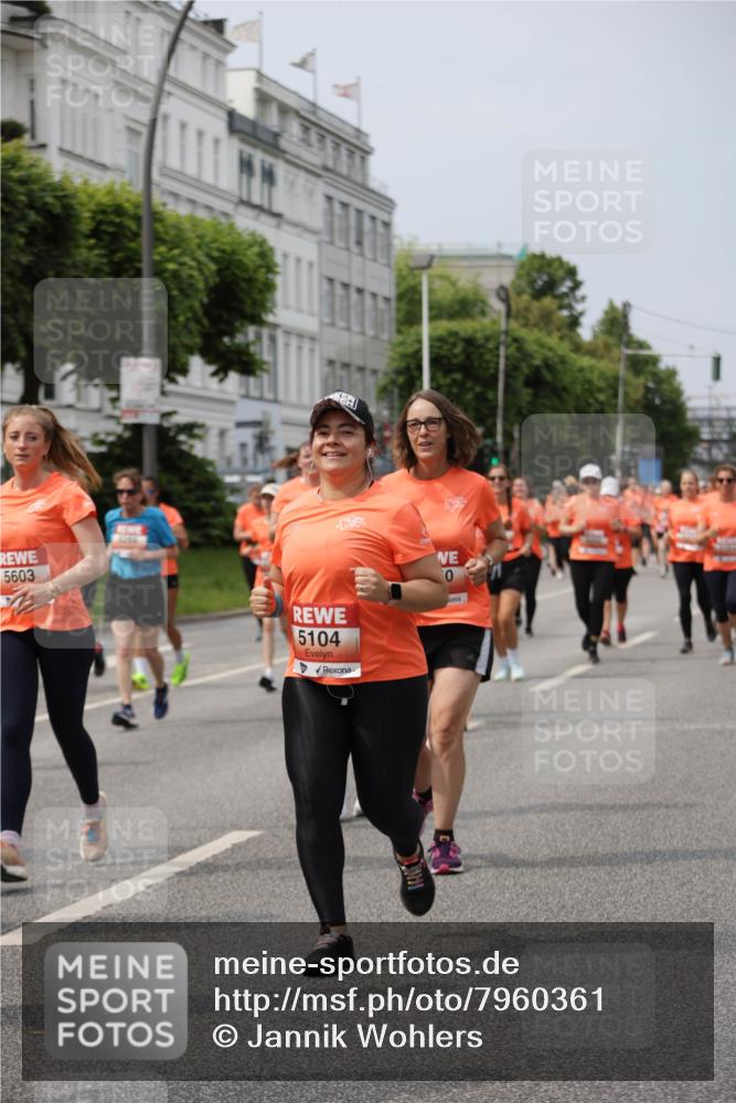 15.06.2025 - REWE Women's Run Jannik Wohlers http://msf.ph/oto/7960361 15.06.2025 09:45:30 Laufen 5603, 5104, 0 meine-sportfotos.de