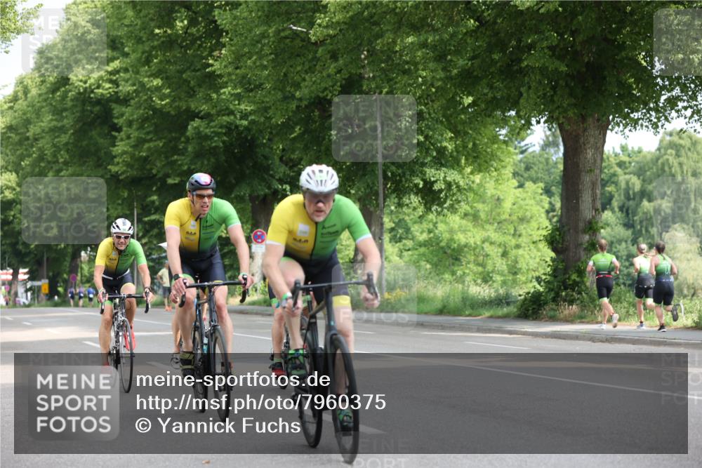 15.06.2025 - 7 Türme Triathlon Yannick Fuchs http://msf.ph/oto/7960375 15.06.2025 09:55:57 Radfahren 51, 52, 53, 55, 93, 94, 95, 115 meine-sportfotos.de