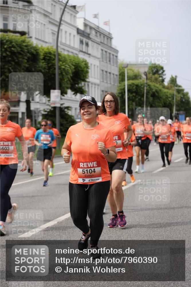 15.06.2025 - REWE Women's Run Jannik Wohlers http://msf.ph/oto/7960390 15.06.2025 09:45:31 Laufen 5603, 5104 meine-sportfotos.de