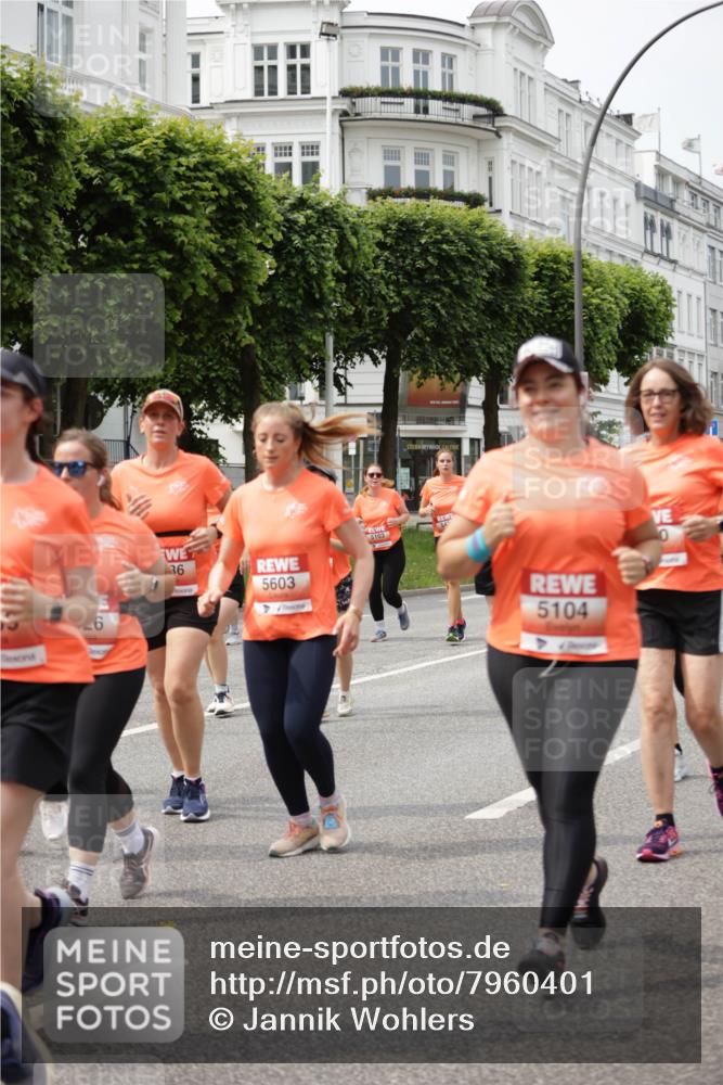 15.06.2025 - REWE Women's Run Jannik Wohlers http://msf.ph/oto/7960401 15.06.2025 09:45:31 Laufen 36, 5603, 5103, 5104 meine-sportfotos.de