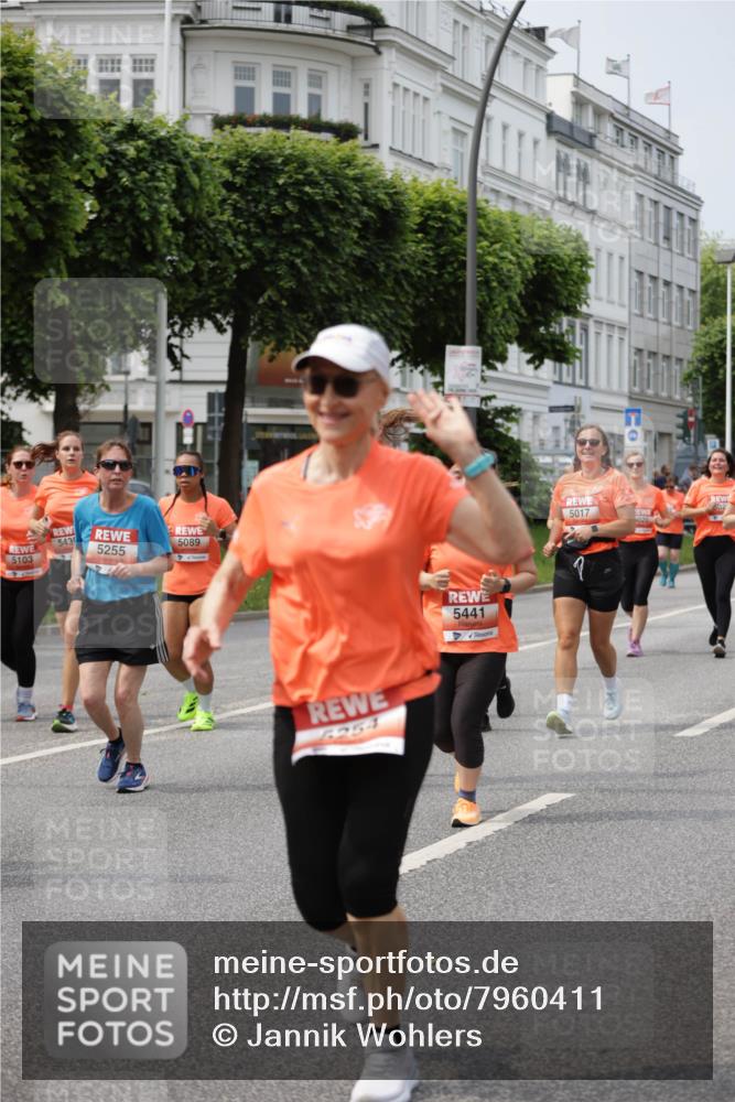 15.06.2025 - REWE Women's Run Jannik Wohlers http://msf.ph/oto/7960411 15.06.2025 09:45:33 Laufen 5103, 5439, 5089, 5255, 6254, 5441, 5017, 020 meine-sportfotos.de