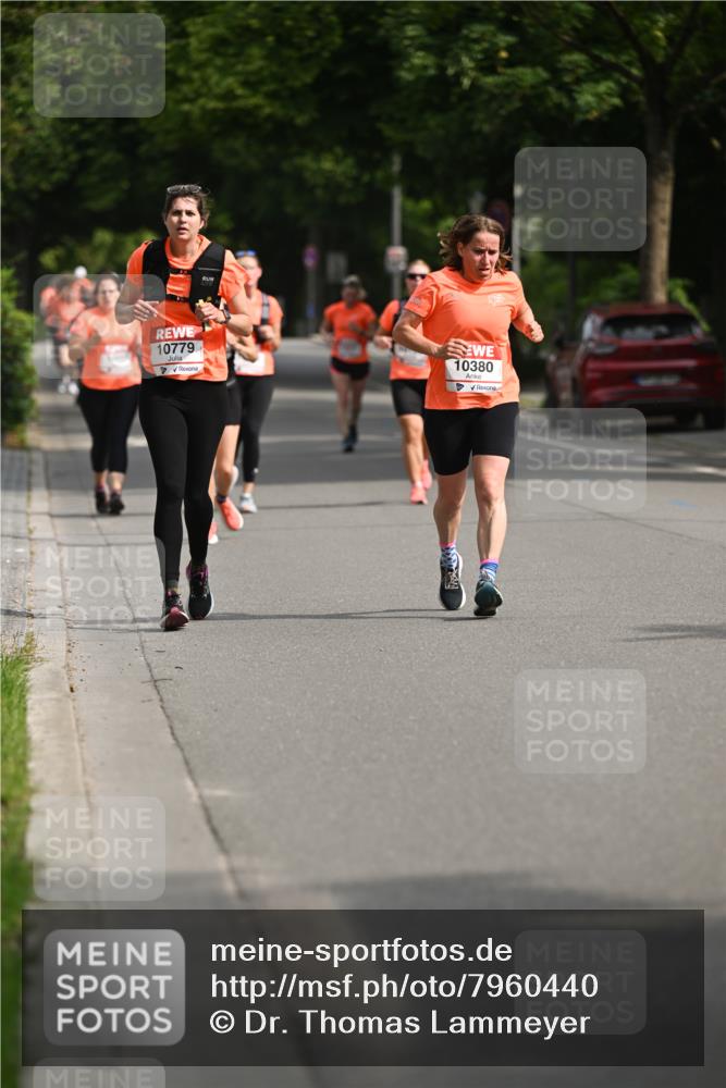 15.06.2025 - REWE Women's Run Dr. Thomas Lammeyer http://msf.ph/oto/7960440 15.06.2025 09:49:49 Laufen 10779, 10380 meine-sportfotos.de