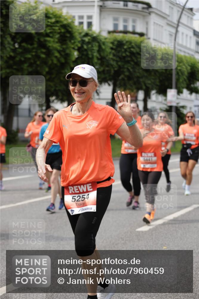 15.06.2025 - REWE Women's Run Jannik Wohlers http://msf.ph/oto/7960459 15.06.2025 09:45:34 Laufen 5254, 5441 meine-sportfotos.de
