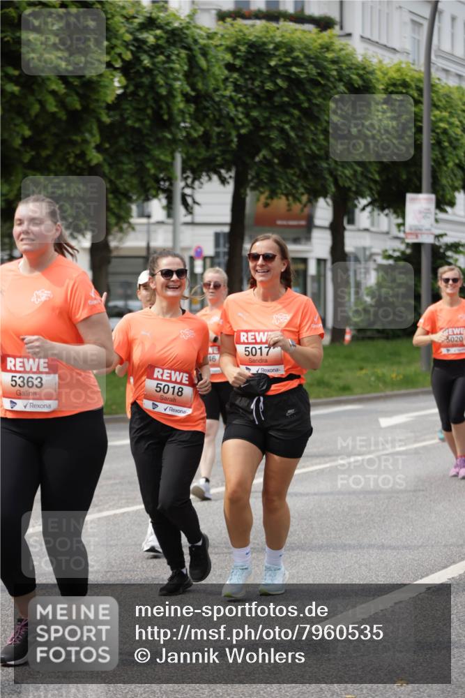 15.06.2025 - REWE Women's Run Jannik Wohlers http://msf.ph/oto/7960535 15.06.2025 09:45:35 Laufen 5363, 5018, 5017, 46, 5020 meine-sportfotos.de