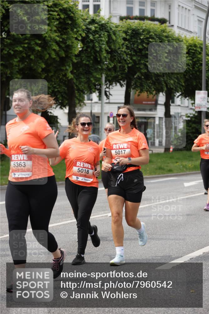 15.06.2025 - REWE Women's Run Jannik Wohlers http://msf.ph/oto/7960542 15.06.2025 09:45:35 Laufen 5363, 5018, 5017 meine-sportfotos.de